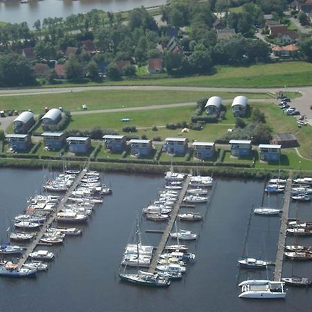 8 Pers House 'Capitein Theis' With Seaside In Front Of The Lauwersmeer Anjum Exterior photo