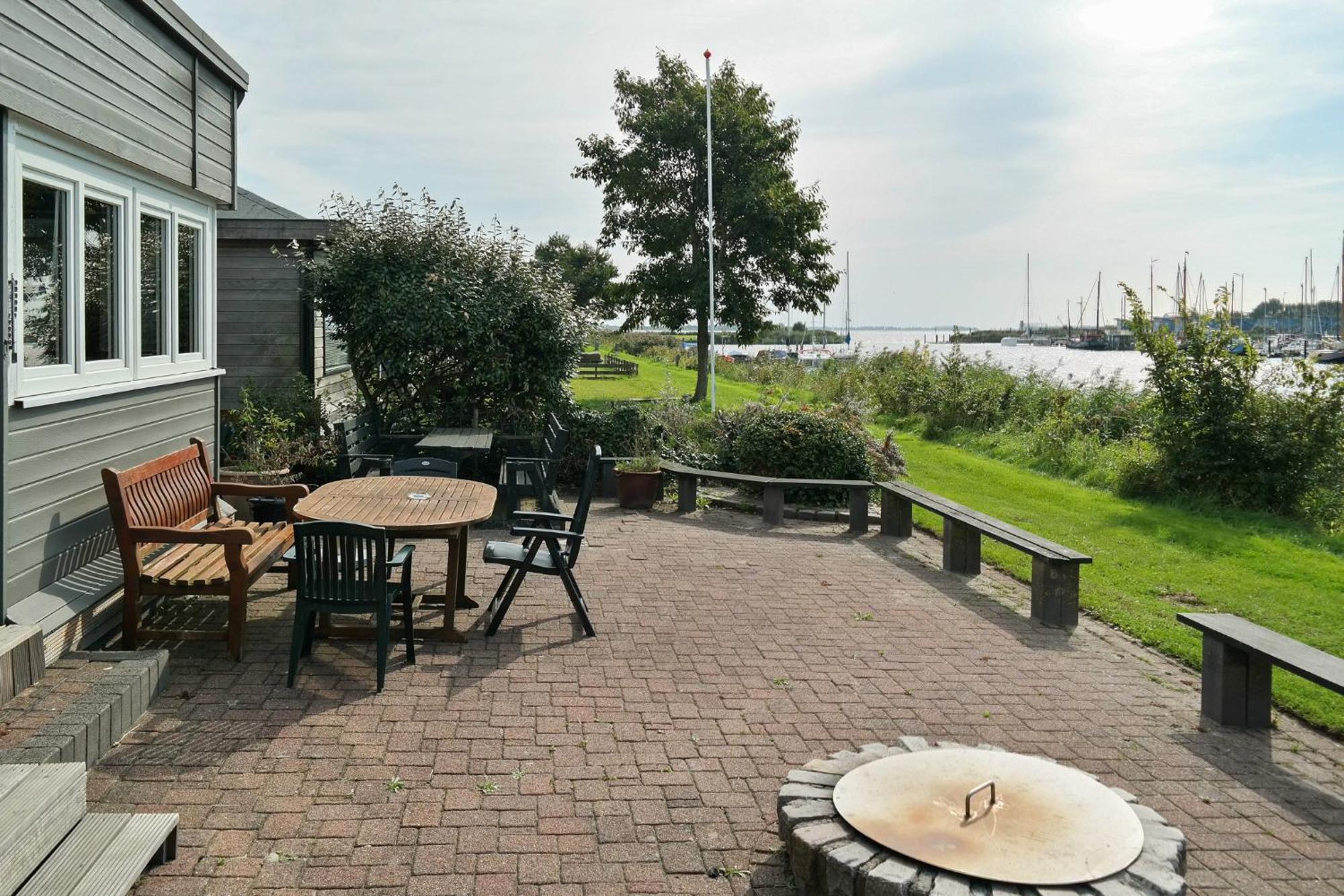 8 Pers House 'Capitein Theis' With Seaside In Front Of The Lauwersmeer Anjum Exterior photo