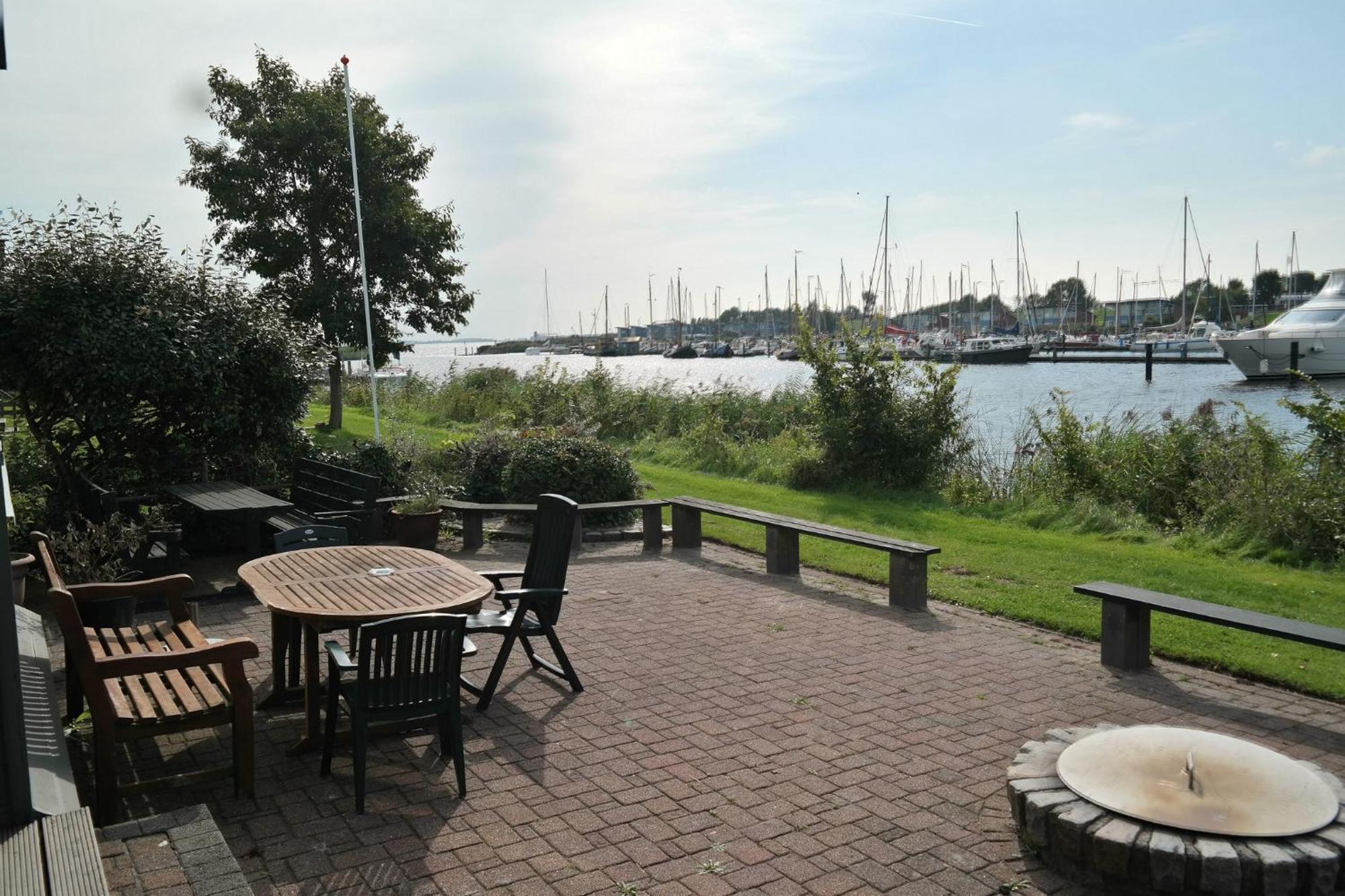 8 Pers House 'Capitein Theis' With Seaside In Front Of The Lauwersmeer Anjum Exterior photo